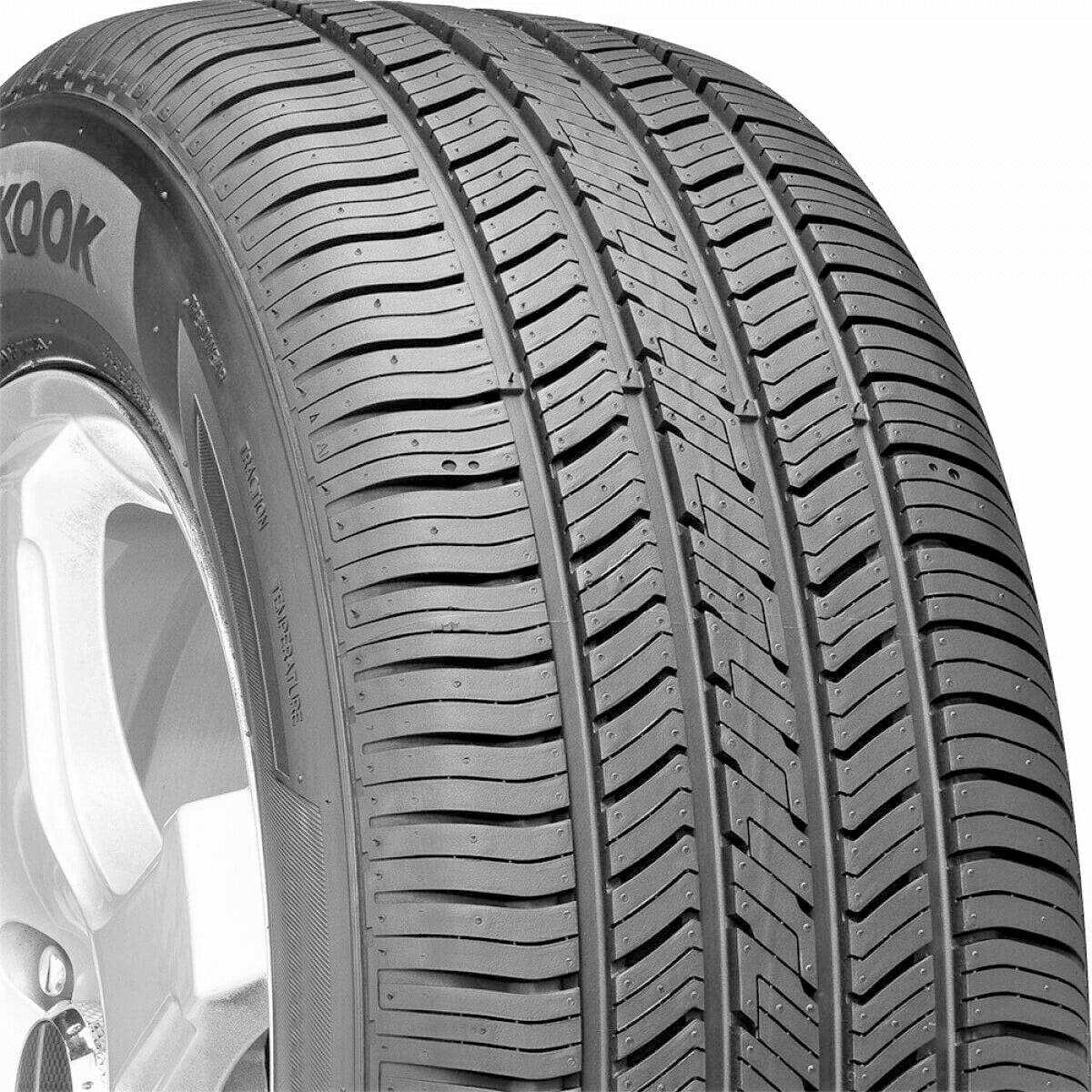 All Season P265/50R15 99T Passenger Tire M69027