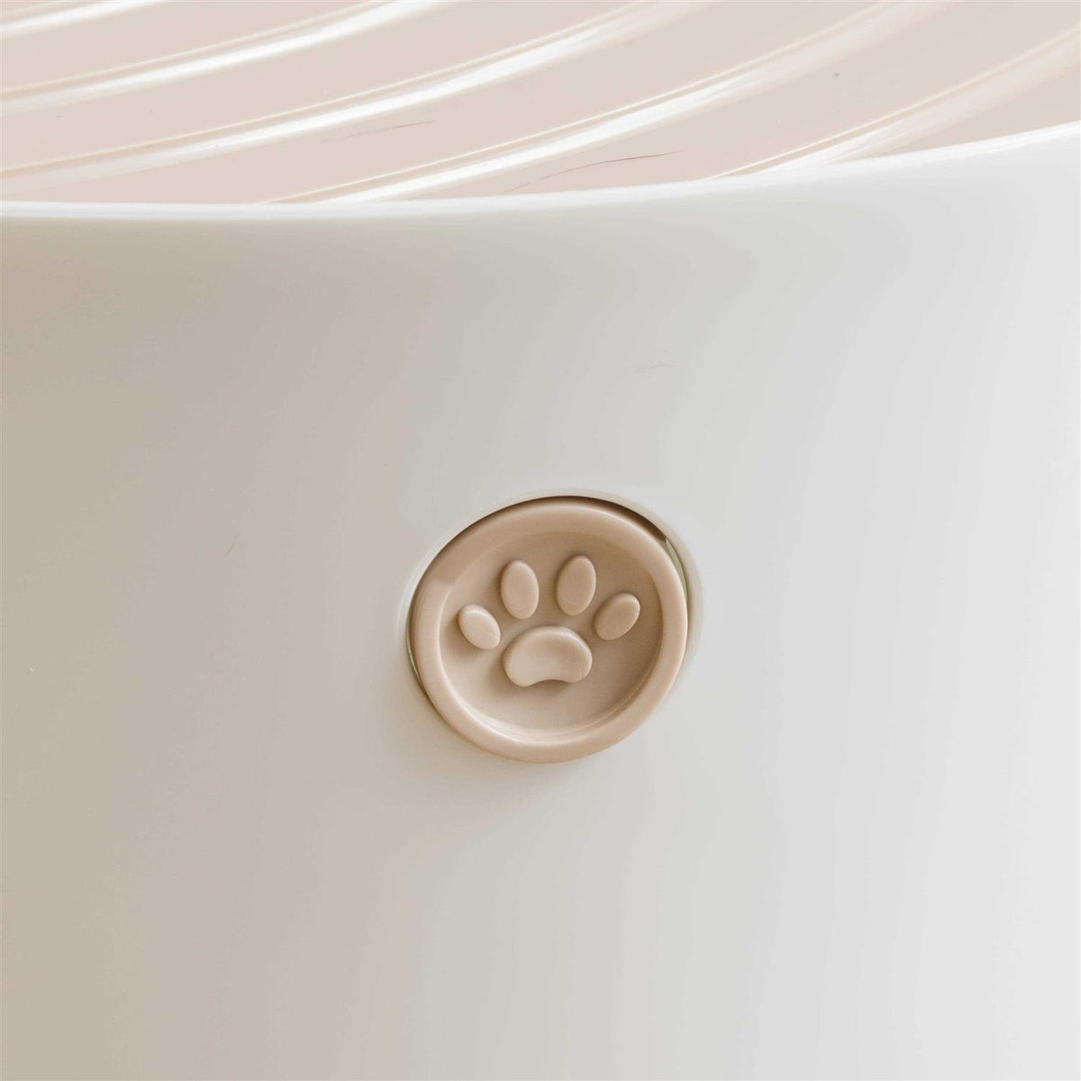 Top Entry Cat Litter Box with Scoop Y366101