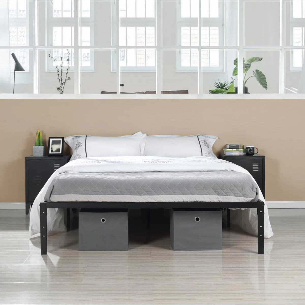 Queen Size Black Metal Slat Bed Frame A391509