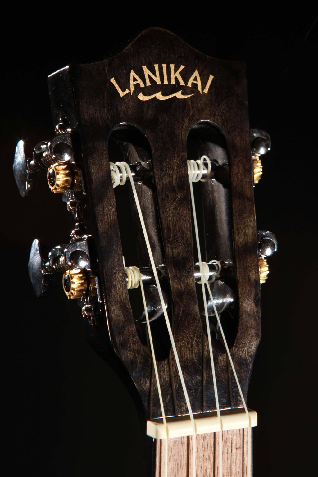 Black Quilted Maple V836999