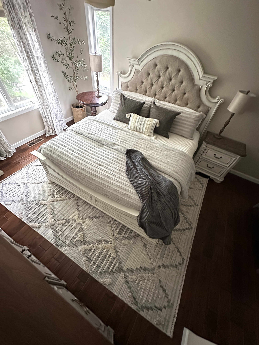 Gray Beige Cream Moroccan Trellis Area Rug C866681