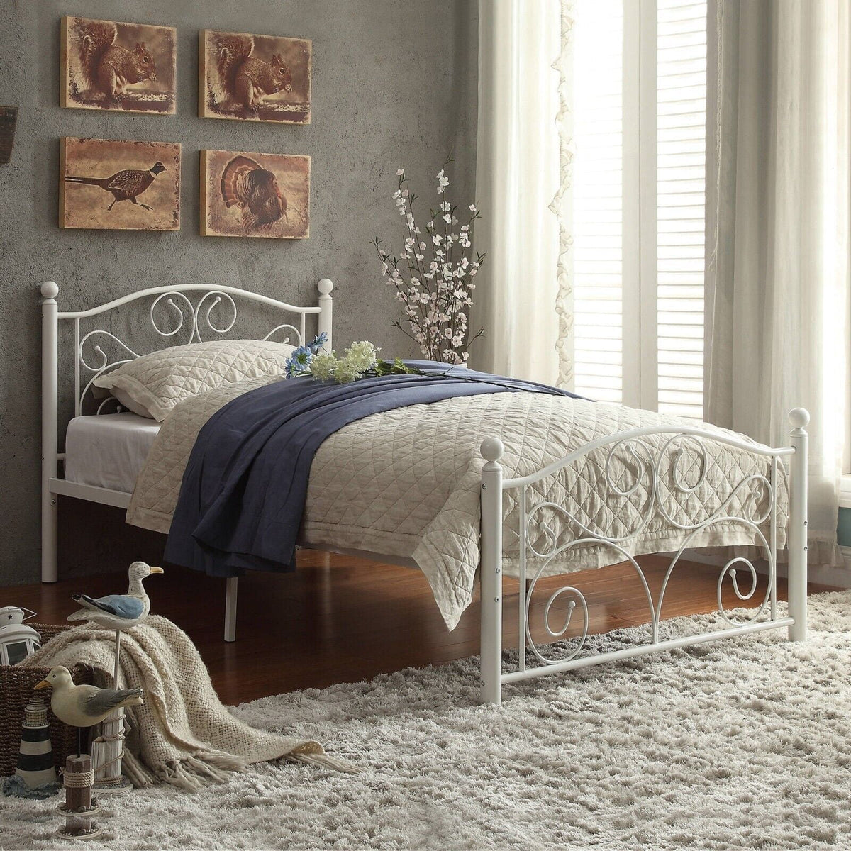 White Metal Platform Bed Z8789