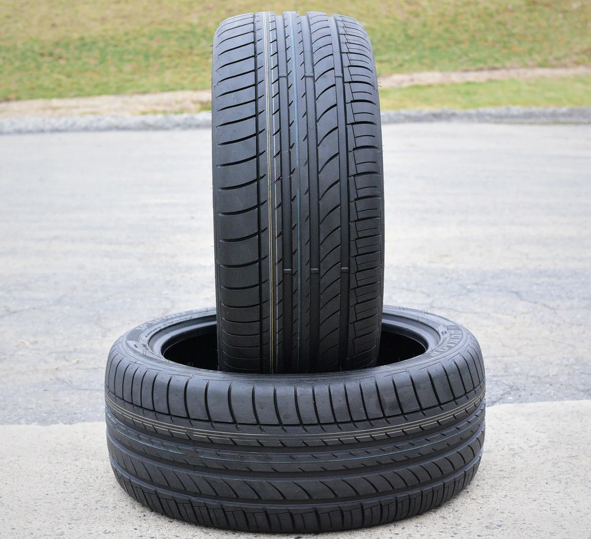 245/40R19 94Y Tire Q593
