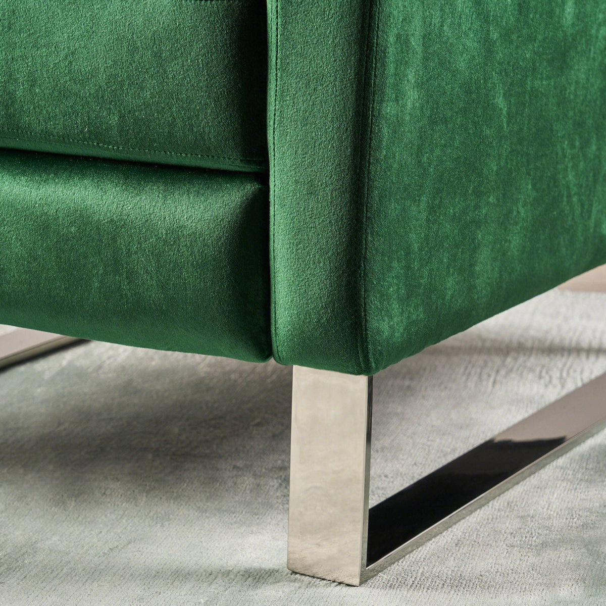 Green Velvet Push Back Recliner Y791