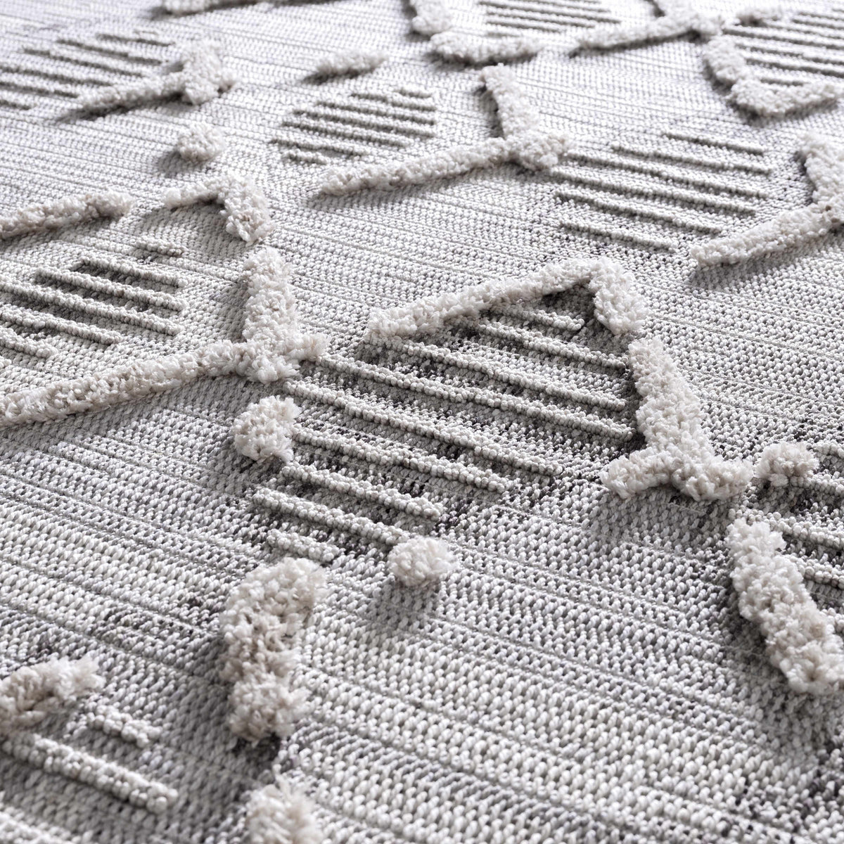 Gray Beige Cream Moroccan Trellis Area Rug C866681